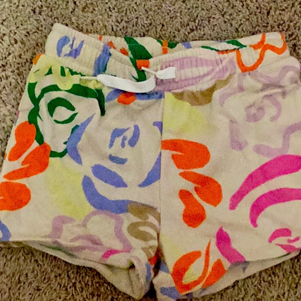 Gap shorts size 8